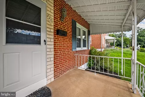 2235 Graythorn Rd, Middle River, MD 21220 photo 3