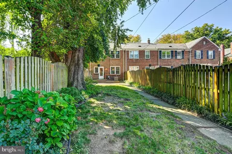 Exterior - 424 Dumbarton Rd, Baltimore, MD 21212 photo 10 of 11