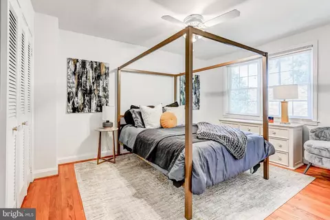Bedroom - 424 Dumbarton Rd, Baltimore, MD 21212 photo 2 of 3
