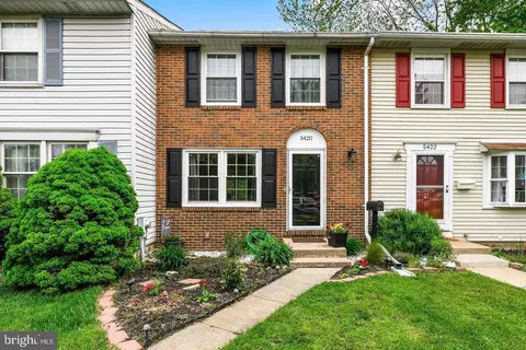 5420 King Arthur Cir, Rosedale, MD 21237