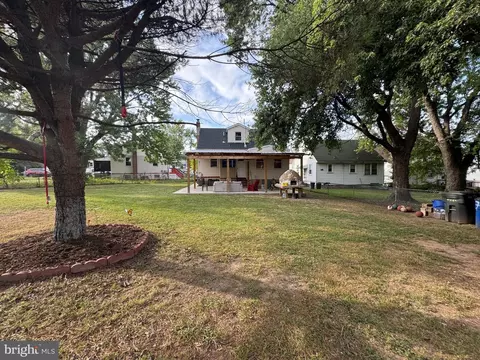Exterior - 1722 Hall Ave, Halethorpe, MD 21227 photo 3 of 3