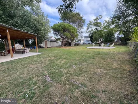 Exterior - 1722 Hall Ave, Halethorpe, MD 21227 photo 2 of 3