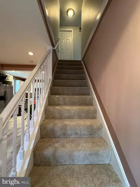 Entry Way - 1722 Hall Ave, Halethorpe, MD 21227 photo 2 of 4
