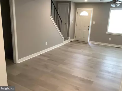 9422 Windpine Rd #9422, Middle River, MD 21220 photo 4