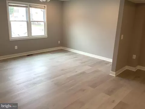 9422 Windpine Rd #9422, Middle River, MD 21220 photo 6