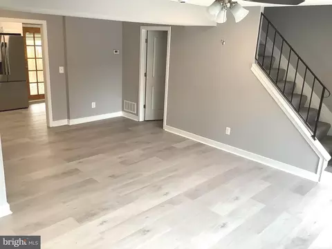 9422 Windpine Rd #9422, Middle River, MD 21220 photo 5