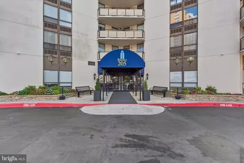 205 E Joppa Rd #1202, Towson, MD 21286