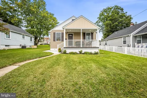 628 N Stuart St, Essex, MD 21221