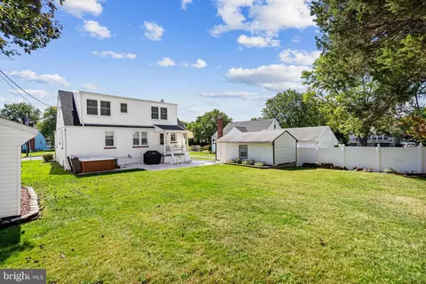 Exterior - 4208 Soth Ave, Nottingham, MD 21236 photo 5 of 11