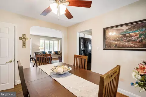 Dining - 4208 Soth Ave, Nottingham, MD 21236 photo 2 of 2