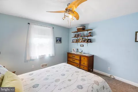 Bedroom - 4208 Soth Ave, Nottingham, MD 21236 photo 2 of 5