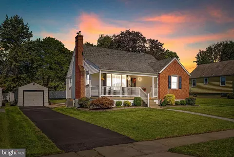 Exterior - 4208 Soth Ave, Nottingham, MD 21236 photo 2 of 11