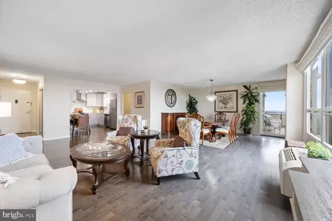 205 E Joppa Rd #2403, Towson, MD 21286
