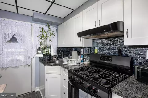 2122 Firethorn Rd, Middle River, MD 21220