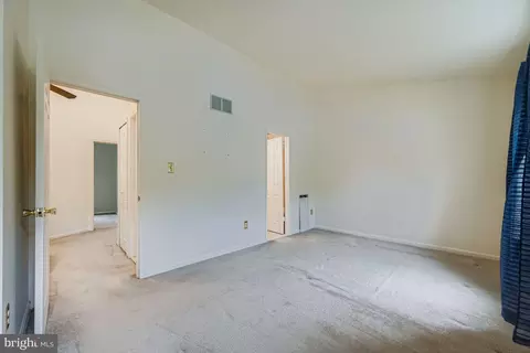 Bedroom - 9 Bridgeview Ct, Nottingham, MD 21236 photo 2 of 3