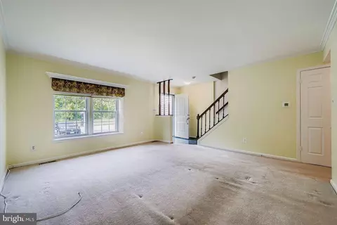 Living - 9 Bridgeview Ct, Nottingham, MD 21236 photo 1 of 2