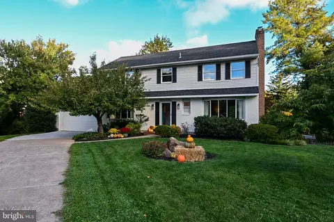 800 Chestnut Glen Garth Garth, Towson, MD 21204