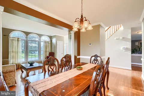 Dining - 5636 Allender Rd, White Marsh, MD 21162 photo 3 of 4