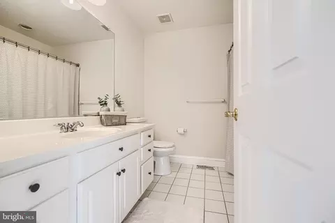 Bath - 5636 Allender Rd, White Marsh, MD 21162 photo 1 of 7
