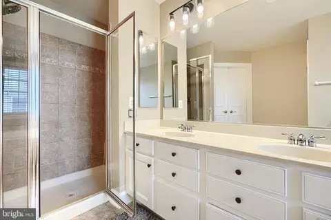 Bath - 5636 Allender Rd, White Marsh, MD 21162 photo 6 of 7