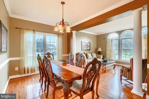 Dining - 5636 Allender Rd, White Marsh, MD 21162 photo 4 of 4