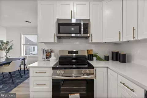 2806 Bay Dr, Sparrows Point, MD 21219 photo 8