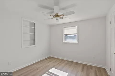 2806 Bay Dr, Sparrows Point, MD 21219 photo 20
