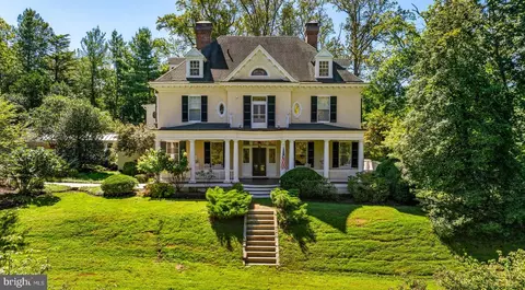 1926 Ruxton Rd, Ruxton, MD 21204