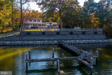 200 West Rd, Essex, MD 21221