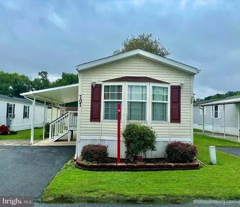 707 Gregwood Ct, Dundalk, MD 21222