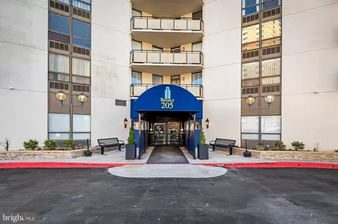 205 E Joppa Rd #1209, Towson, MD 21286