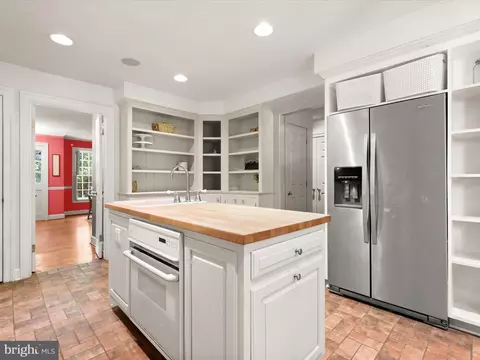 Kitchen - 5708 Emory Rd, Upperco, MD 21155 photo 3 of 5