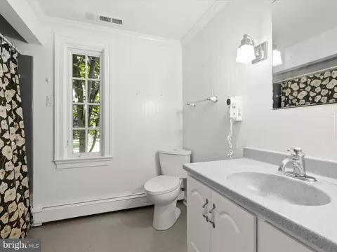 Bath - 5708 Emory Rd, Upperco, MD 21155 photo 8 of 9