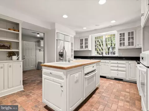 Kitchen - 5708 Emory Rd, Upperco, MD 21155 photo 1 of 5