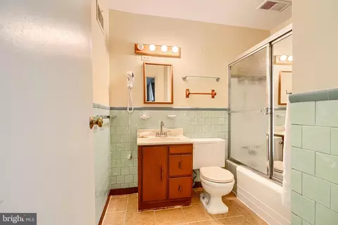 6015 Lakeview Rd, Baltimore, MD 21210 photo 28