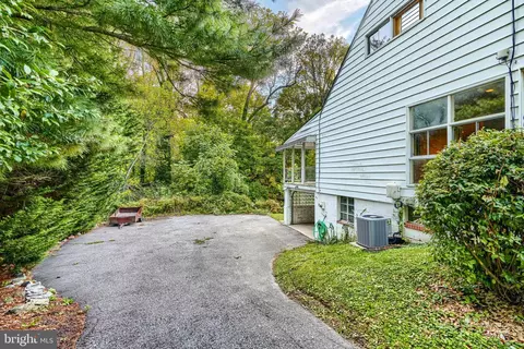 6015 Lakeview Rd, Baltimore, MD 21210 photo 61