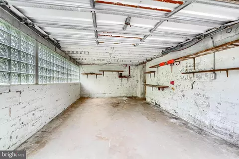 6015 Lakeview Rd, Baltimore, MD 21210 photo 59