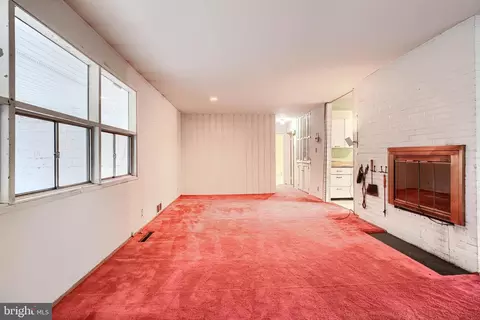 6015 Lakeview Rd, Baltimore, MD 21210 photo 12
