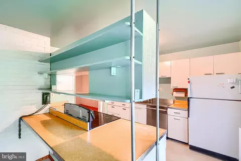 6015 Lakeview Rd, Baltimore, MD 21210 photo 18