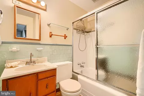 6015 Lakeview Rd, Baltimore, MD 21210 photo 30