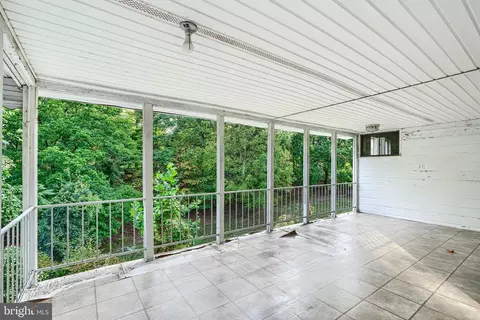 6015 Lakeview Rd, Baltimore, MD 21210 photo 19