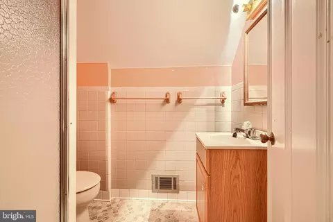 6015 Lakeview Rd, Baltimore, MD 21210 photo 47