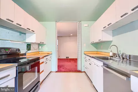 6015 Lakeview Rd, Baltimore, MD 21210 photo 16