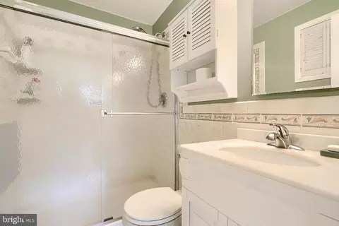 6015 Lakeview Rd, Baltimore, MD 21210 photo 36