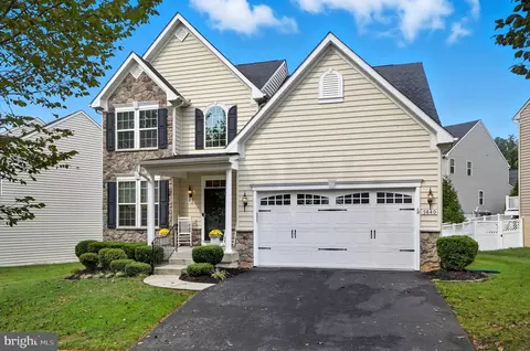 5640 Crescent Ridge Dr, White Marsh, MD 21162