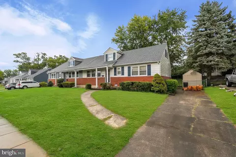 2015 Kennicott, Windsor Mill, MD 21244