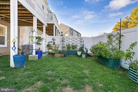 Exterior - 2218 Partin Rd, Baltimore, MD 21244 photo 10 of 11