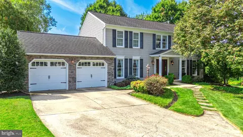 5 Fieldsway Ct, Parkville, MD 21234