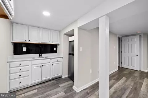 1007 Saint Charles Ave, Baltimore, MD 21229 photo 38