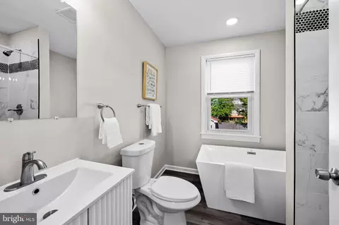 1007 Saint Charles Ave, Baltimore, MD 21229 photo 31